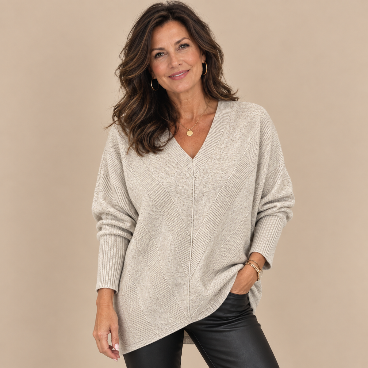 Emilie's Boutique ™ Ribbed Diagonal Stripe V Neck High Low Jumper