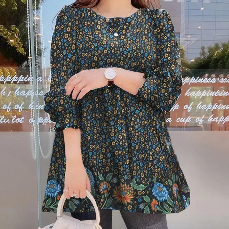 Emilie's Boutique ™ multicolored floral print top