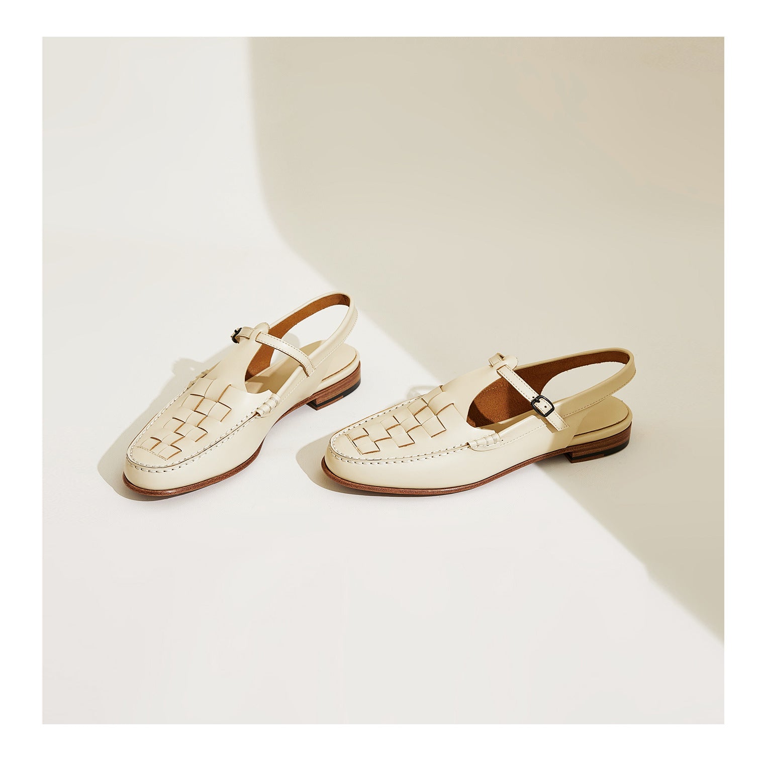 Emilie's Boutique ™ - Leather Sandals