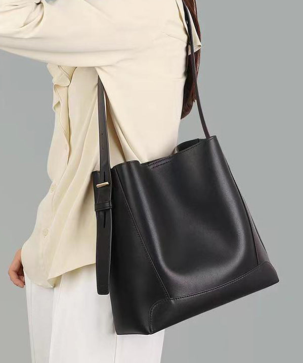 Emilie's Boutique ™ Light Brown Large Leather Bag