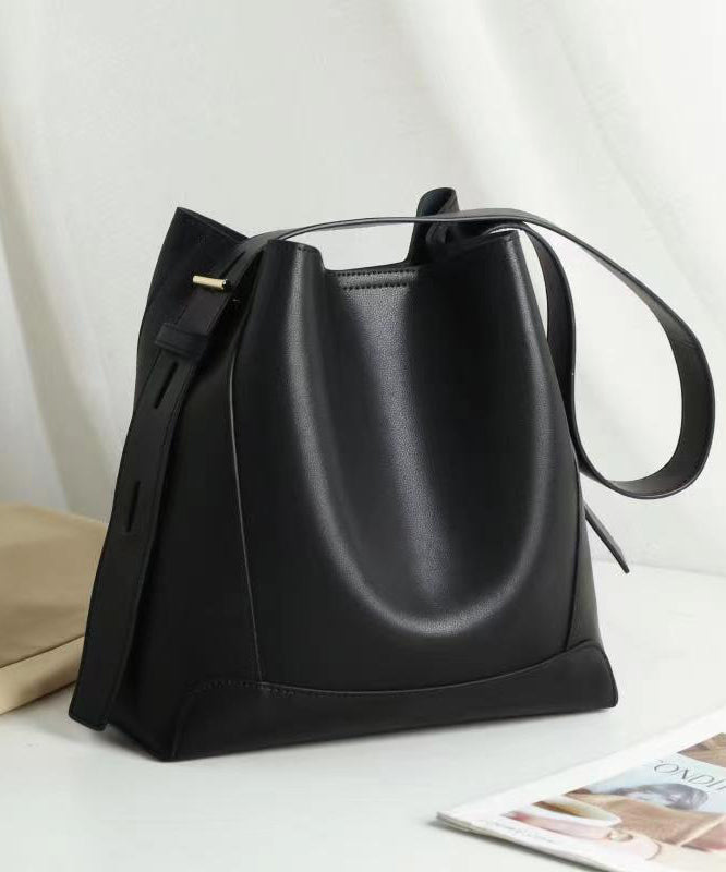 Emilie's Boutique ™ Light Brown Large Leather Bag