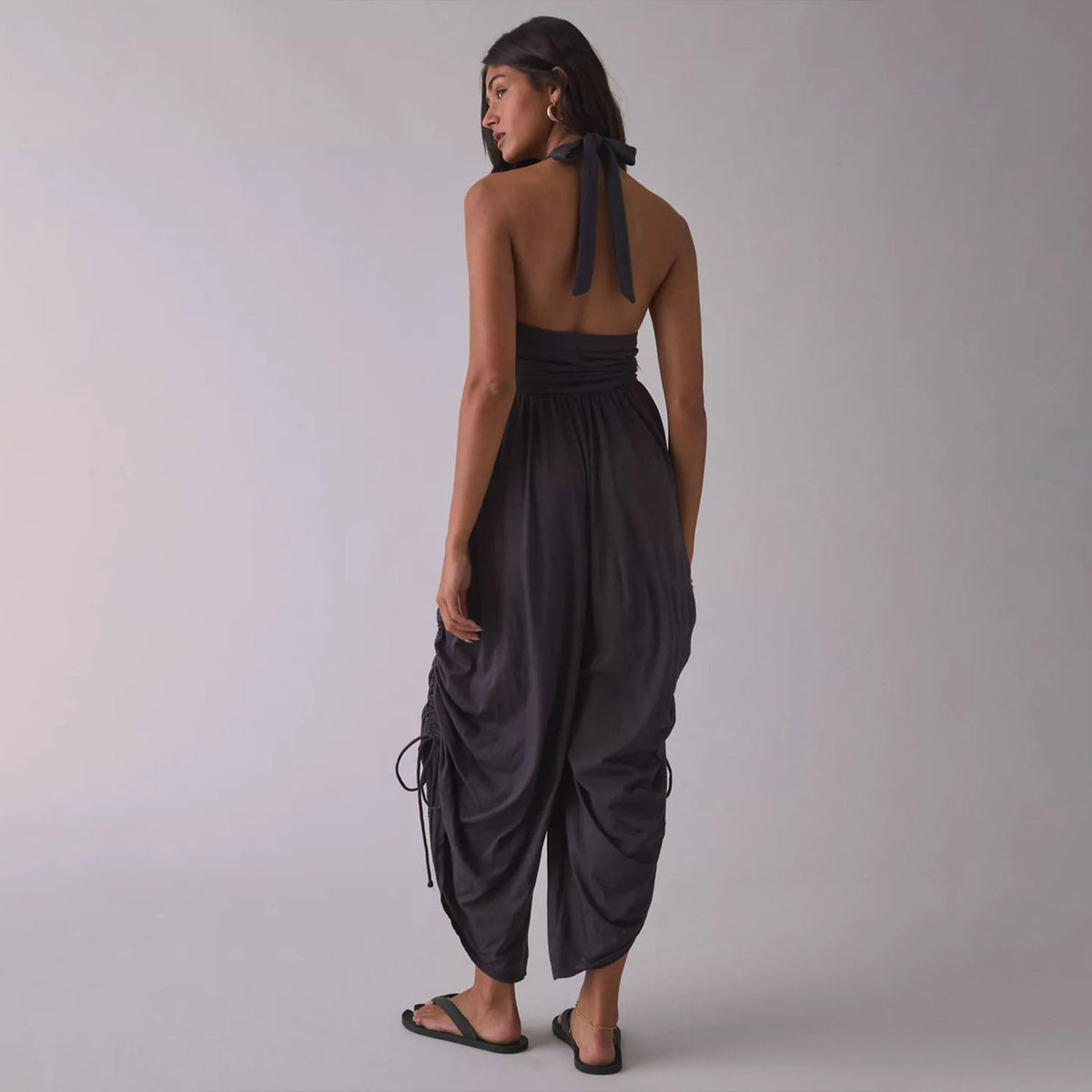 Emilie's Boutique ™ Square-neck back-tie loose harem jumpsuit