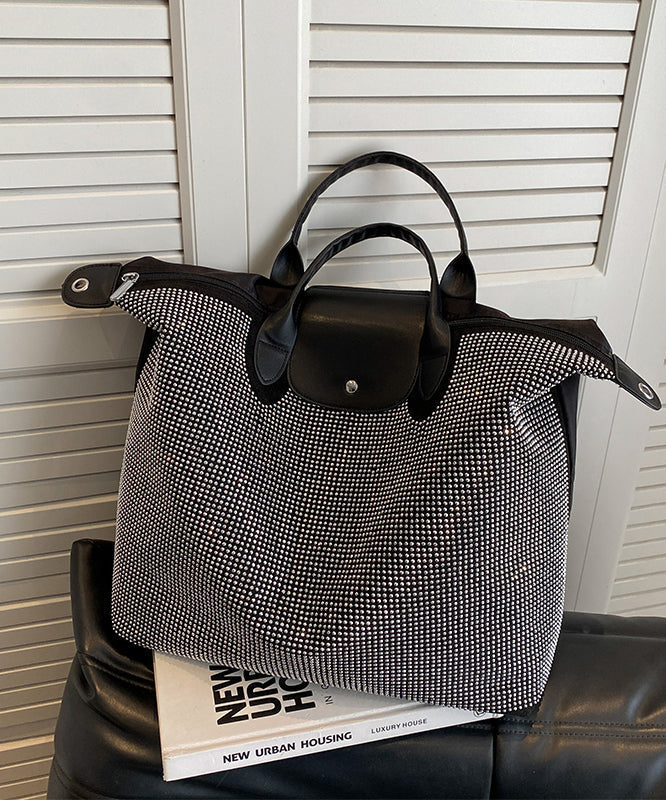 Emilie's Boutique ™ New Large Capacity Black Rivet Messenger Bag