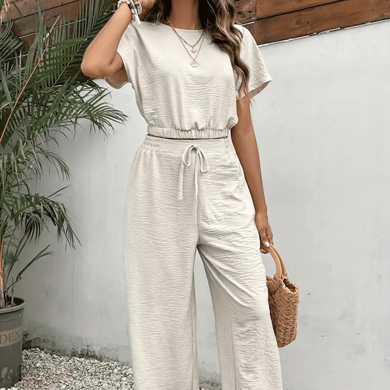Emilie's Boutique ™ Casual Slim Fit T-Shirt Two-Piece Set