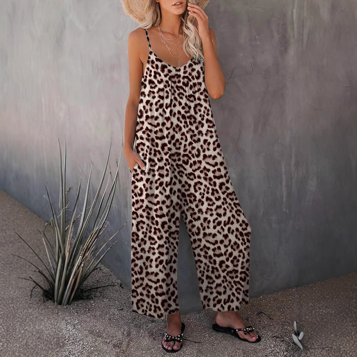 Casual sleeveless leopard print jumpsuit