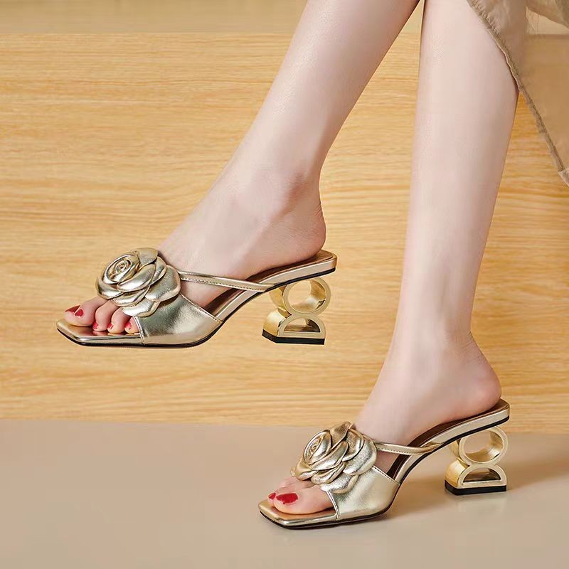 Emilie's Boutique ™ Rose Sandals