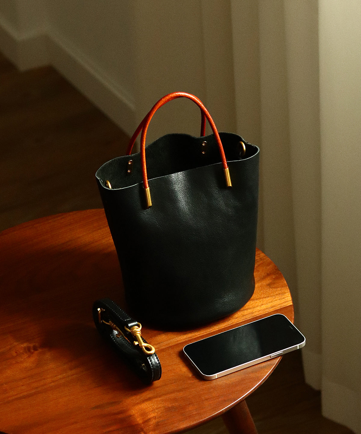 Emilie's Boutique ™  Green Calf Leather Bucket Bag