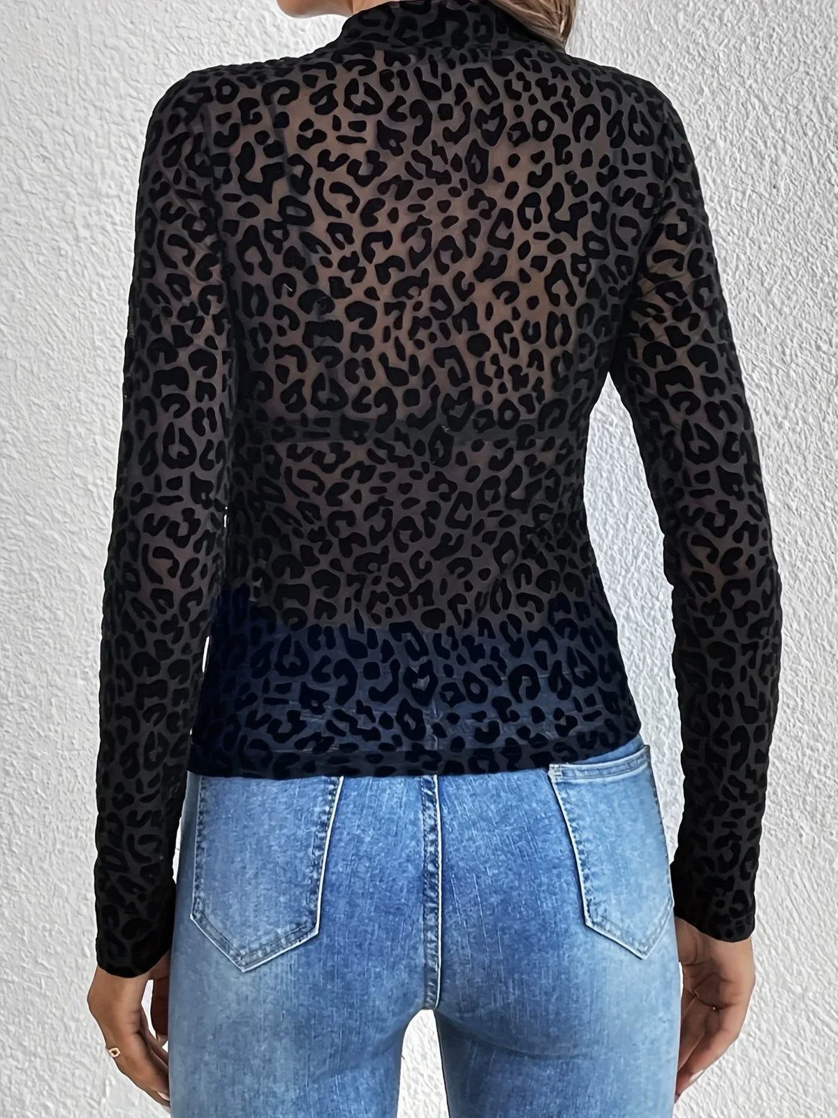 Emilie's Boutique ™ Leopard Mesh Mock Neck Top