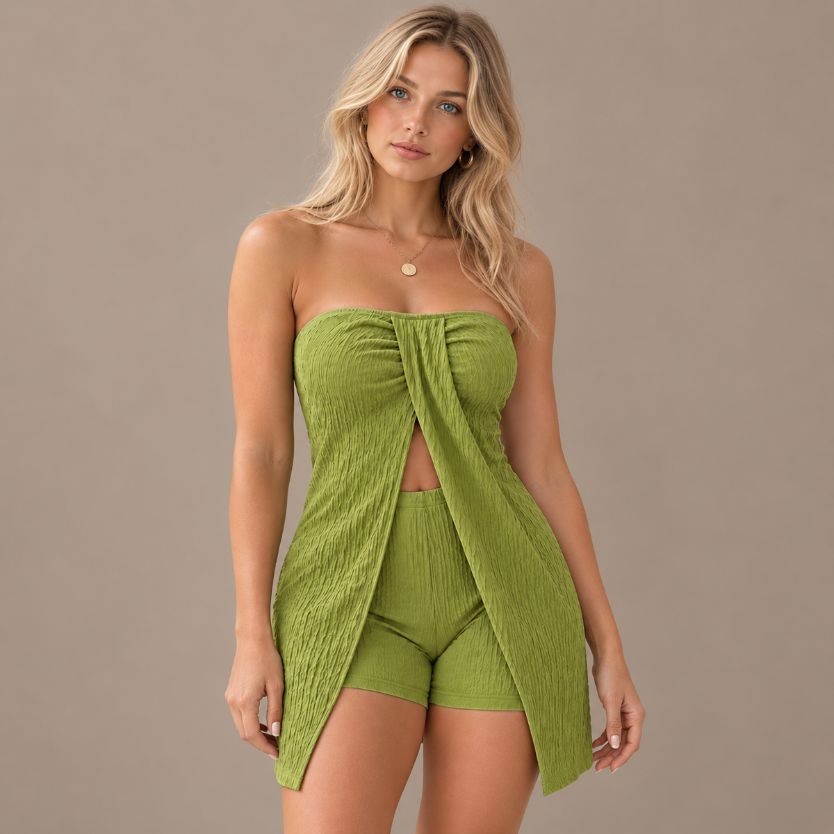 Emilie's Boutique ™ Pleated-texture strapless top and shorts set