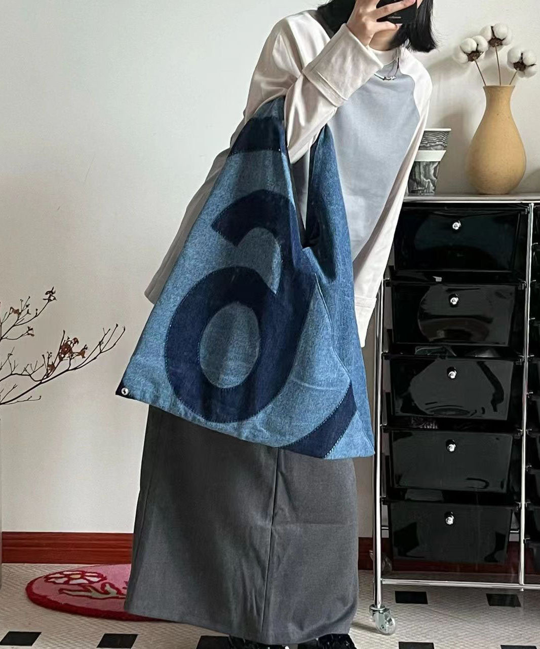 Emilie's Boutique ™ Retro Blue Letter Print Patchwork Denim Bag