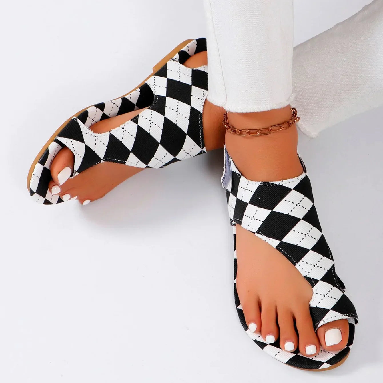 Emilie's Boutique ™ Sandals