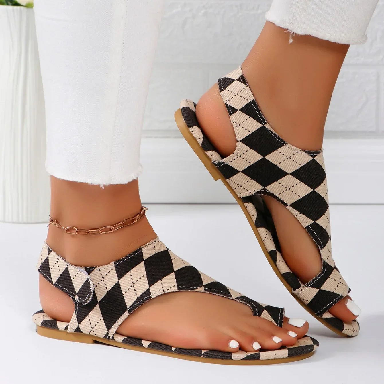 Emilie's Boutique ™ Sandals