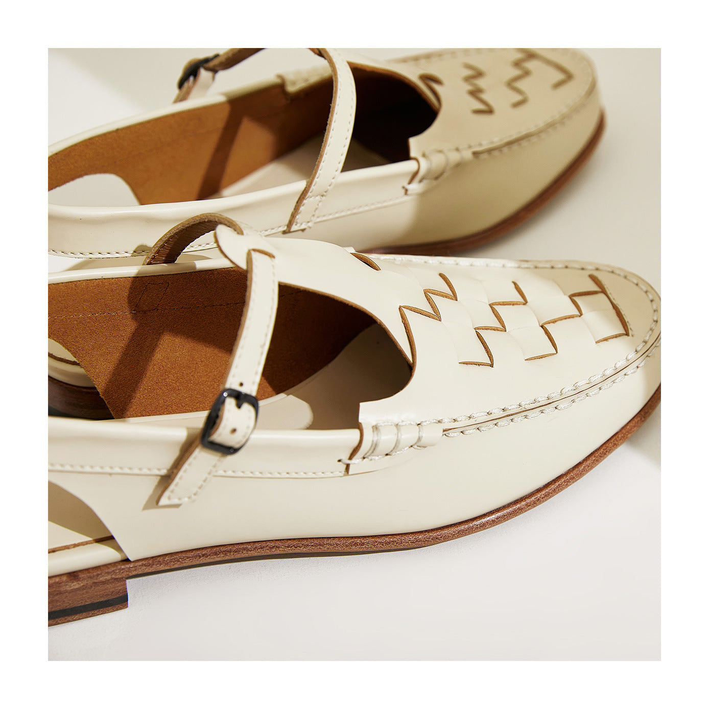 Emilie's Boutique ™ - Leather Sandals
