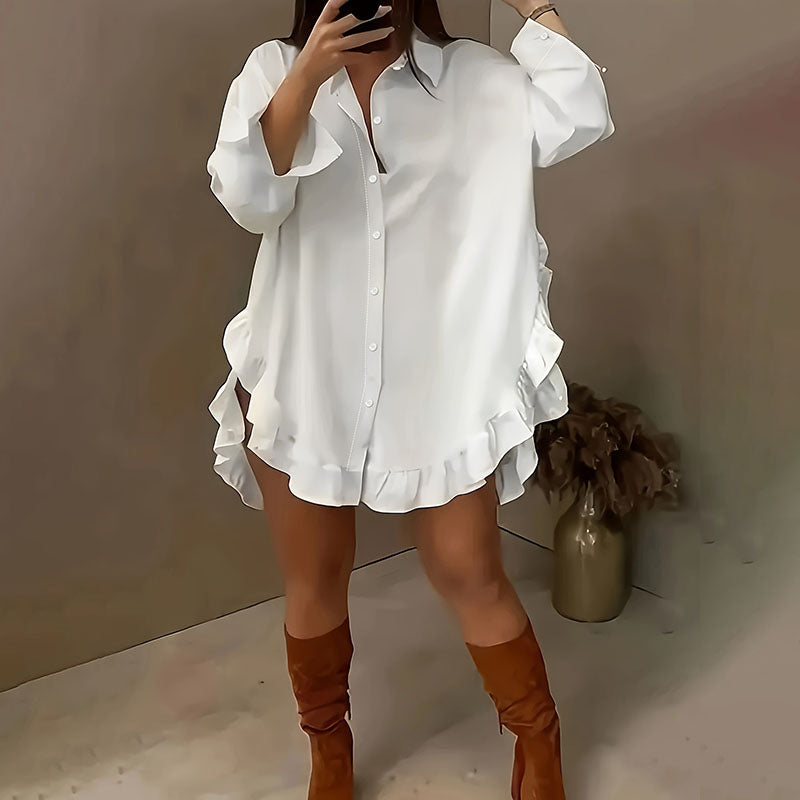 Emilie's Boutique ™ Loose-fitting ruffled hem shirt
