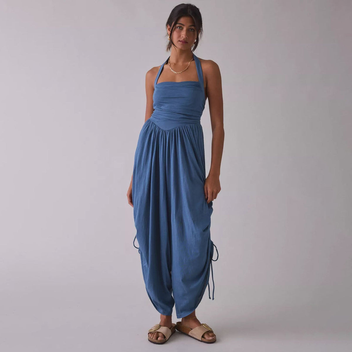 Emilie's Boutique ™ Square-neck back-tie loose harem jumpsuit