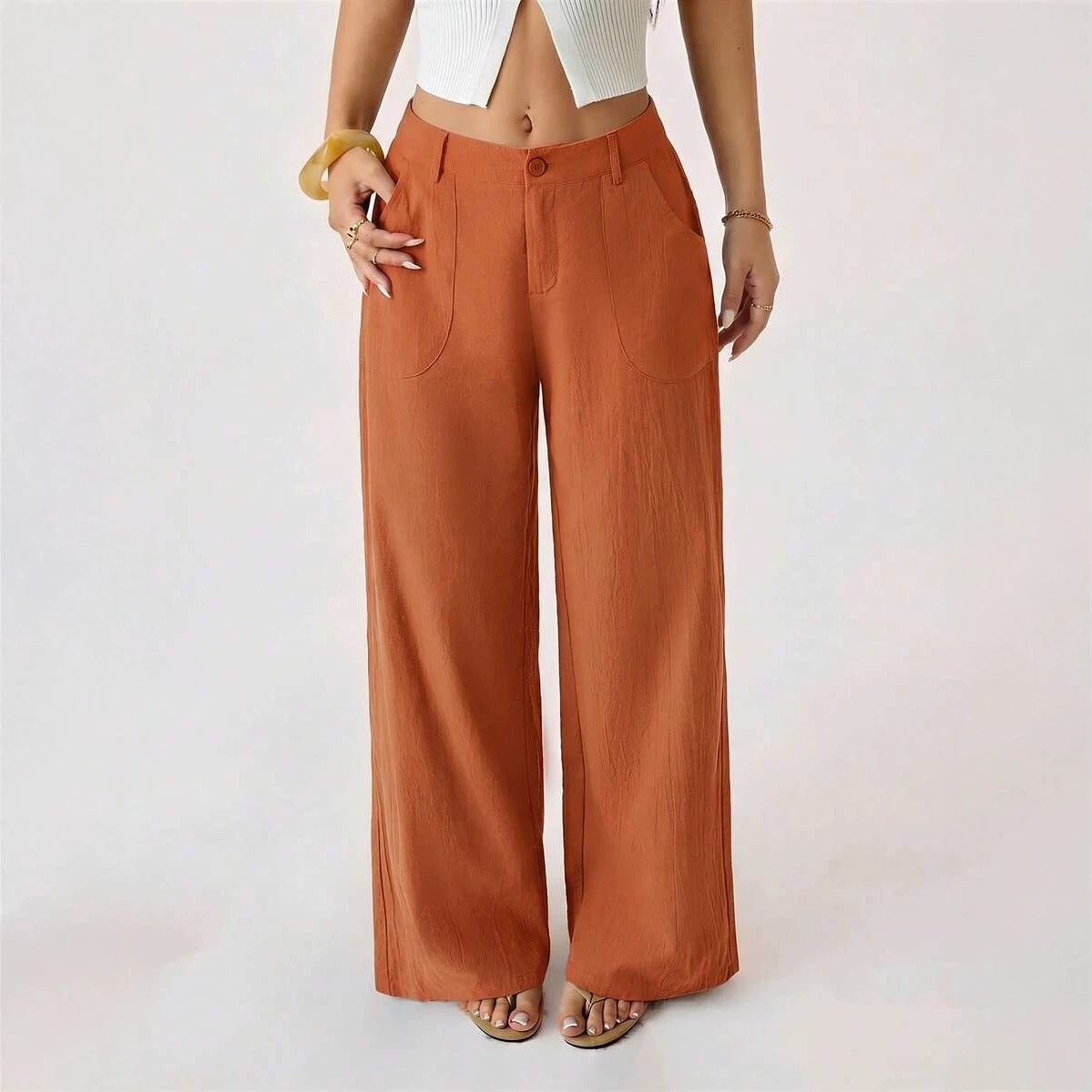 Emilie's Boutique ™ Loose-fitting, trousers.