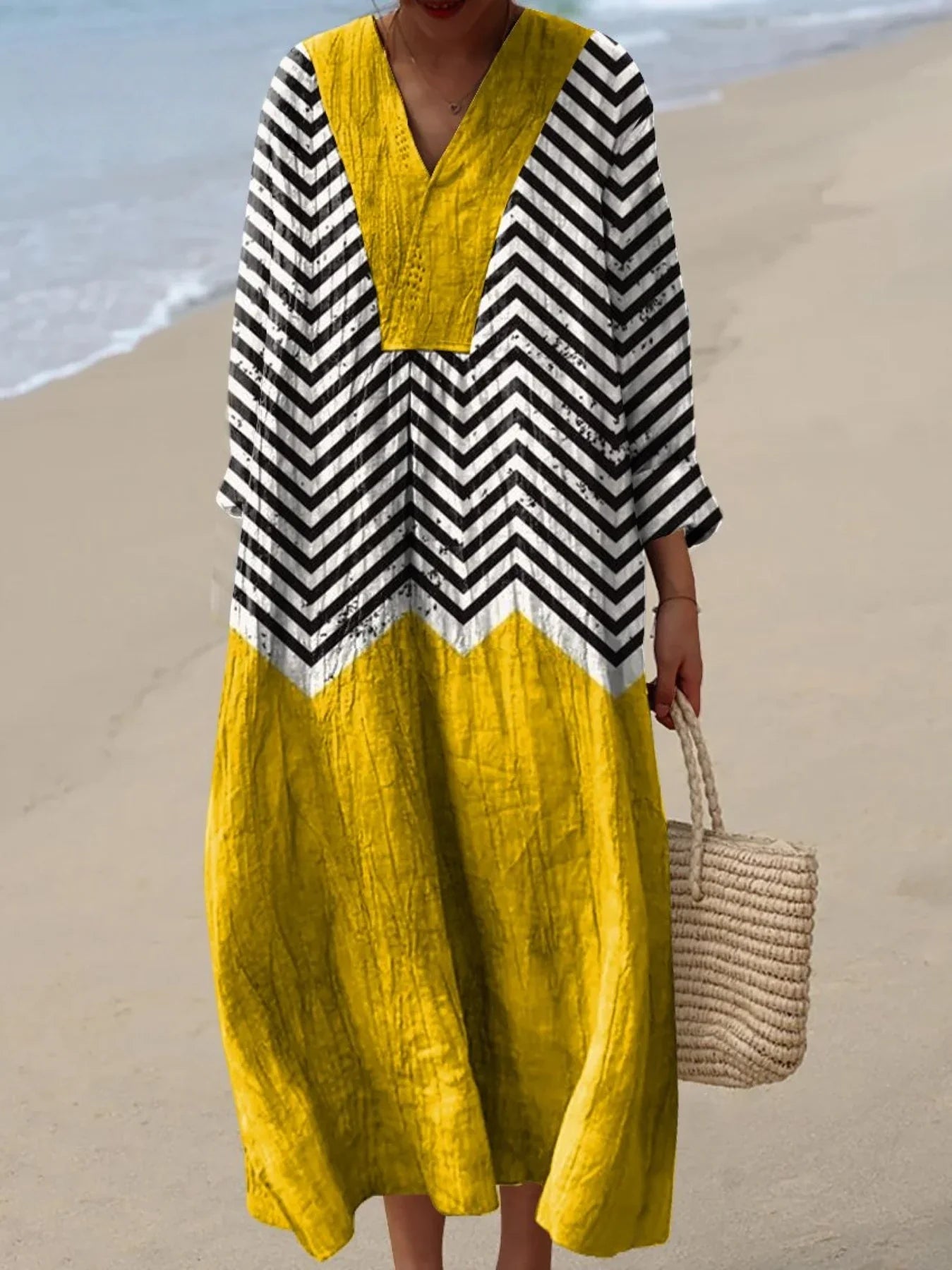 Emilie's Boutique ™ Irregular Geometric Art Print Dress